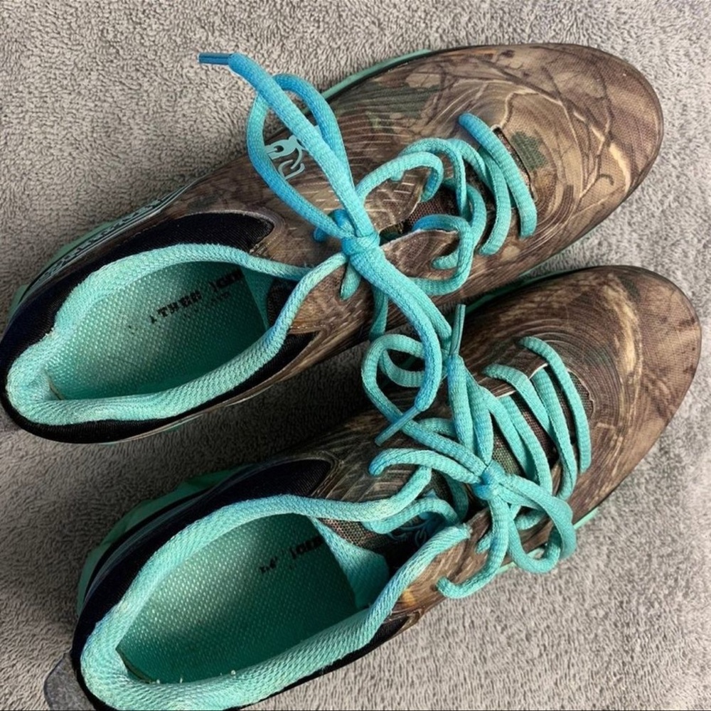 Real tree shoes